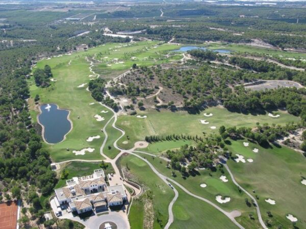 Las Colinas golf and country club