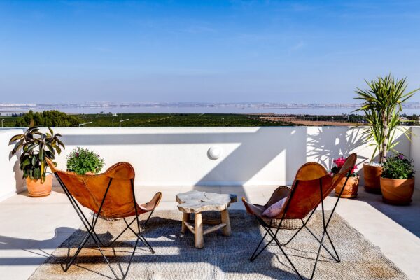 Los Balcones