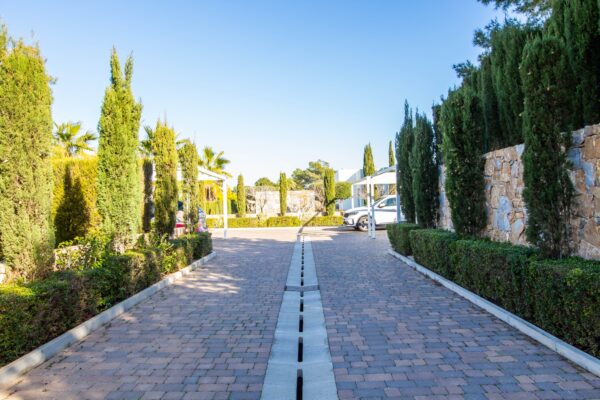 Las Colinas golf and country club