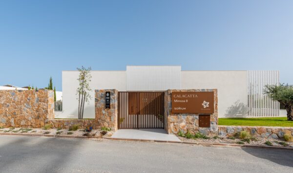 Las Colinas golf and country club
